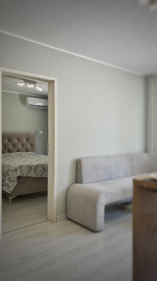Cozy Studio Near The Park With Huge Verandah. Veliko Tărnovo Exterior foto
